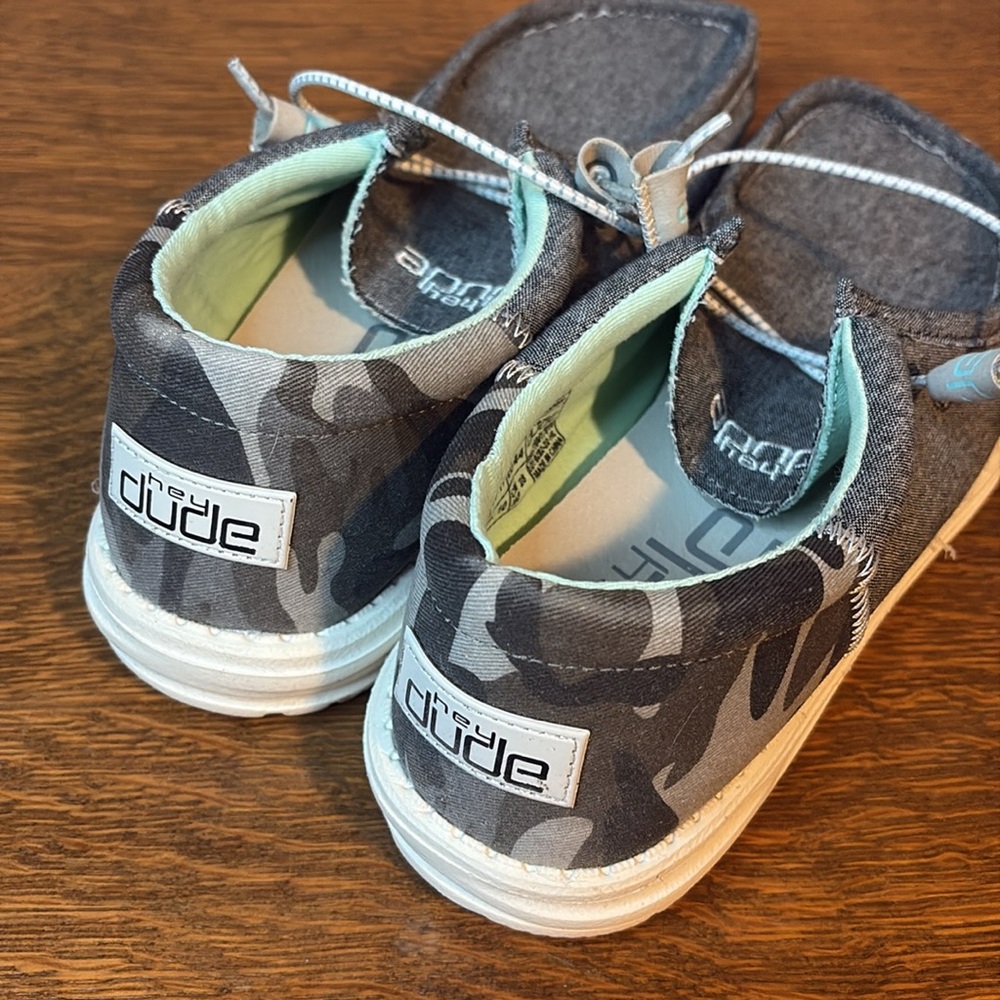 Mens Hey Dude Shoes - Picture 5 of 5